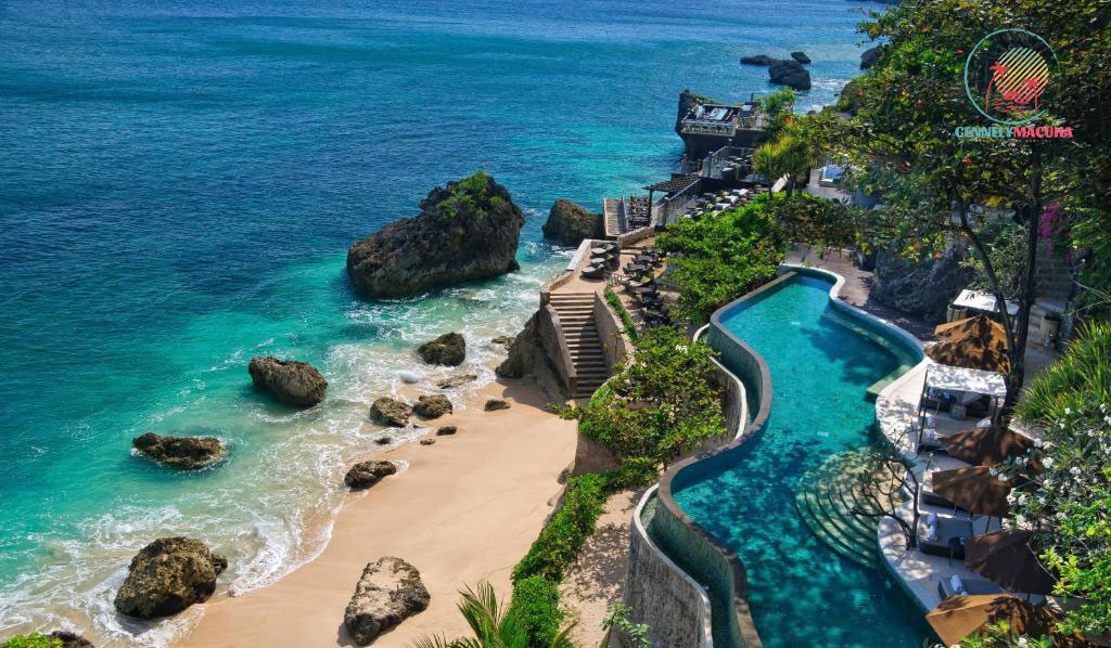 Ayana Resort hingga